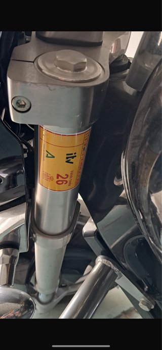 Suzuki Intruder M800 Negra Bateria nueva cambiada