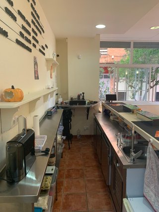 OPORTUNIDAD: Traspaso Bar Listo para Abrir
