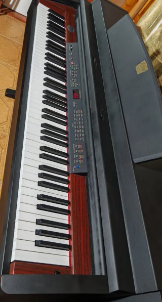 Piano Yamaha Clavinova Clp 240
