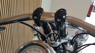 HARLEY DAVIDSON DYNA FAT BOB