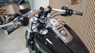 HARLEY DAVIDSON DYNA FAT BOB