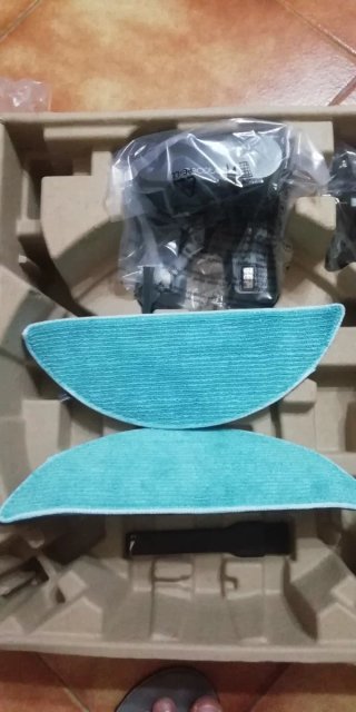Robot aspirapolvere e lavapavimenti Cecotec Conga
