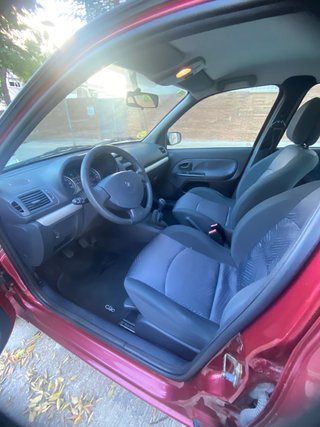 Renault Clio 2002