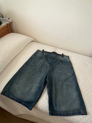 Pantalones vaqueros cortos caballero