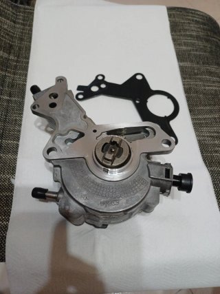 Bomba tándem Audi 038 145 209N