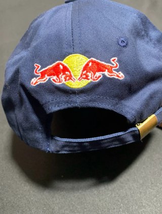 Gorra Red Bull Azul y Roja