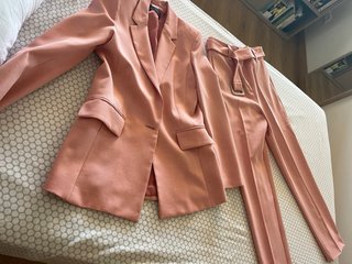Traje Sfera rosa