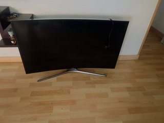 Televisor Samsung Curvo Negro