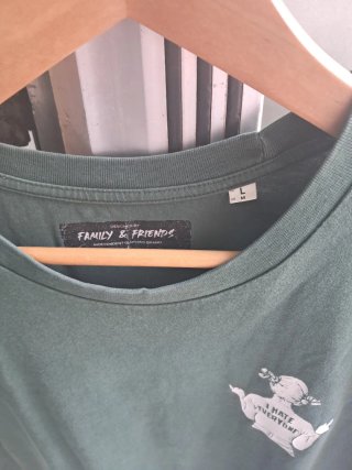 Lote 2 Camisetas FAMILY & FRIENDS Talla L