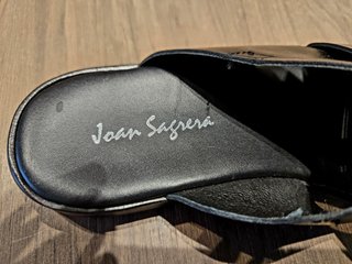 Sandalias negras JOAN SAGRERA