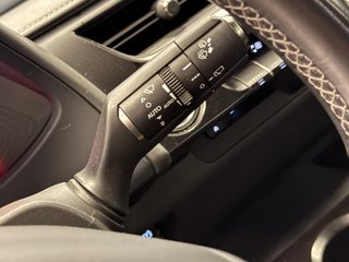 Lexus UX 250H Business