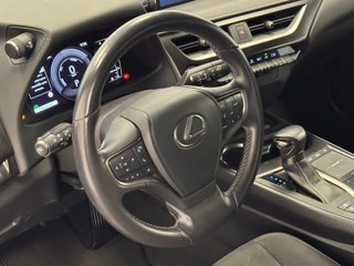 Lexus UX 250H Business