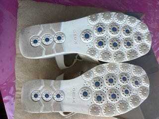 Sandalias Geox Beige y Dorado Talla 41