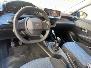 Peugeot 208 2021