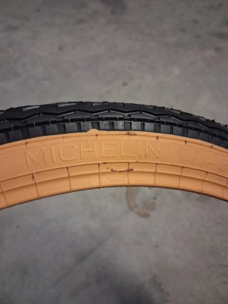 2x Pneus Michelin Confort 37-390