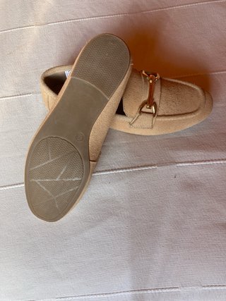 Mocasines ante detalle dorado