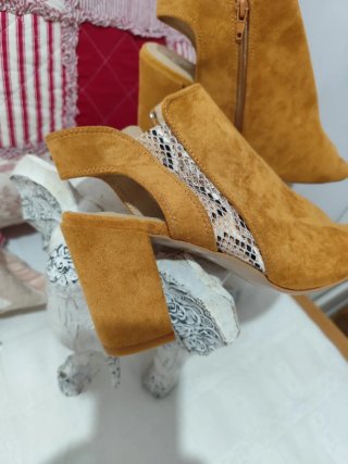 Sandalias tacón nuevas