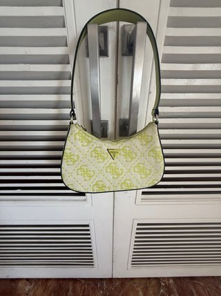 Bolso Guess Ruma 4G verde