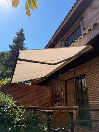 Toldos y pérgolas: Instalación y reparación