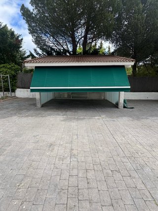 Toldos y pérgolas: Instalación y reparación