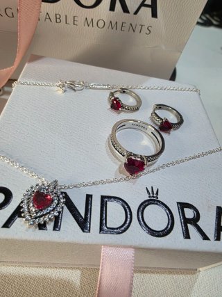 Conjunto Pandora Corazón Rojo y Plata