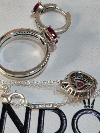 Conjunto Pandora Corazón Rojo y Plata