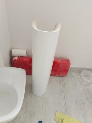 Lavabo de cerámica blanco