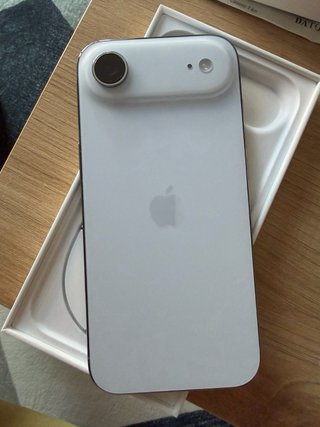 iPhone 17 Air Azul 256GB en perfecto estado.