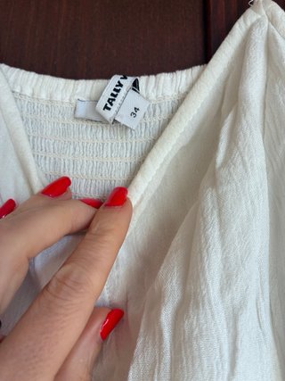 Abito lungo bianco con pizzo