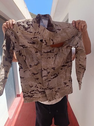 Traje Militar Pixelado Arido INDUYCO Talla S