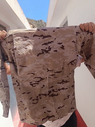 Traje Militar Pixelado Arido INDUYCO Talla S