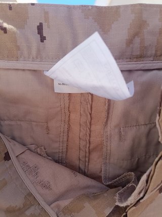 Traje Militar Pixelado Arido INDUYCO Talla S