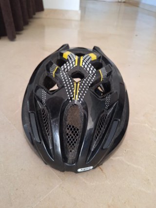 Bicicleta de Montaña con casco