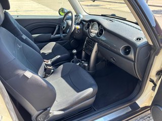 MINI ONE 2005 - 113.000 km.