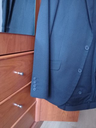 Traje de chaqueta negro con rayas