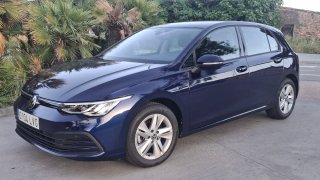 Volkswagen Golf VIII Life 2.0Tdi 2021