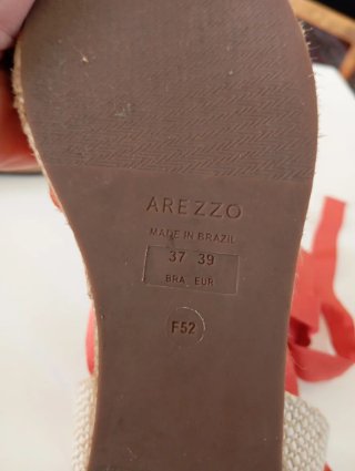 Sandálias Arezzo Coral Tam 39