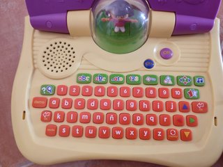 Ordenador Infantil Dora