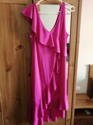 Vestido Zara rosa volantes talla L sin estrenar
