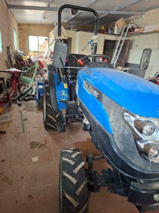 Tractor Solis 26