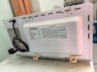 Microondas Orbegozo Blanco