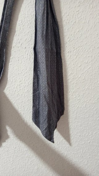 Corbata de seda azul y gris
