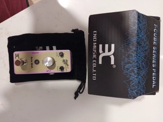 Pedalera IRIN  Chorus y pedalera eno stompbo wah
