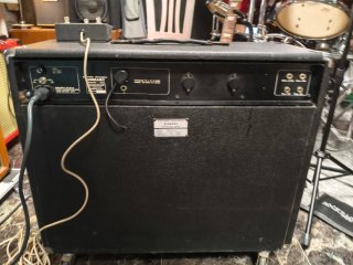 Amplificador guitarra Sinmarc MR 4200