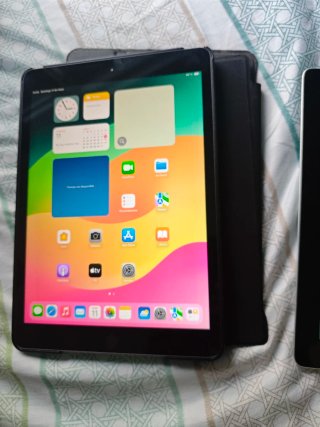 2 iPads Apple Plata como nuevos