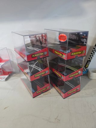11 Cajas para Coches de Slot