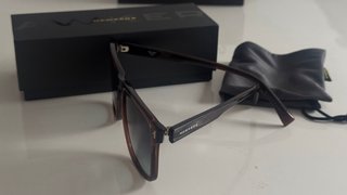 Gafas de sol Hawkers nuevas marrones y grises