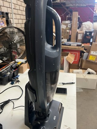 Aspirador AEG Clean5000