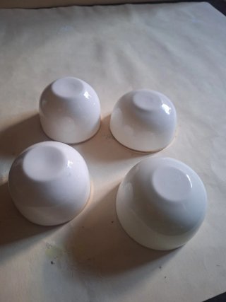 6 unidades Tazas blancas  con borde dorado