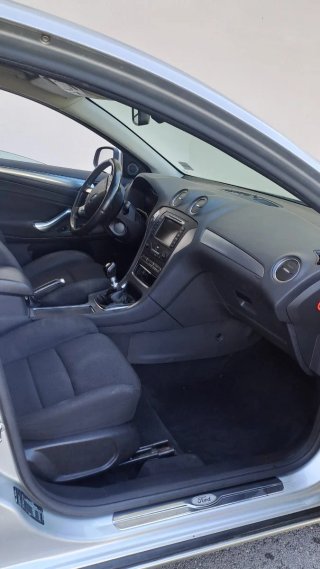 Ford Mondeo 2013